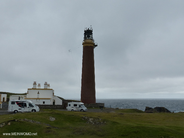  Parking next to the lighthouse